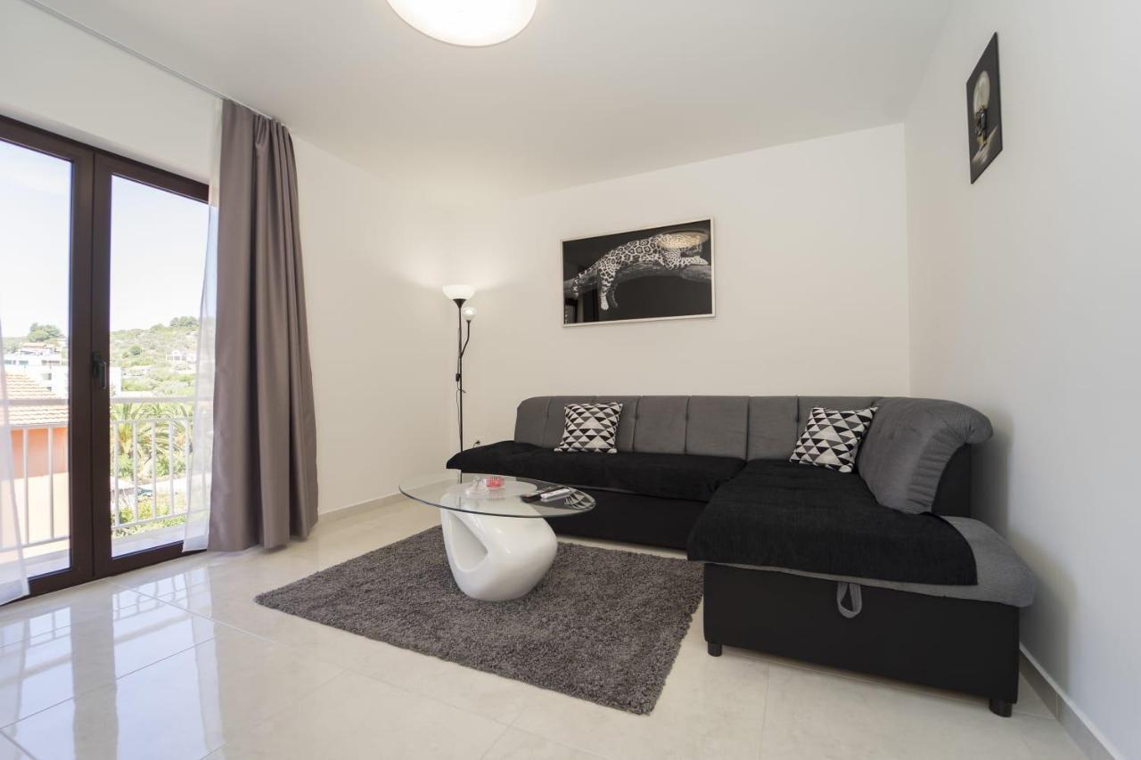 Apartman Tessa Вела-Лука Екстер'єр фото