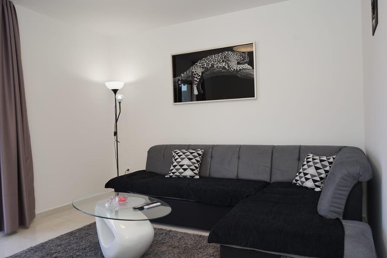 Apartman Tessa Вела-Лука Екстер'єр фото