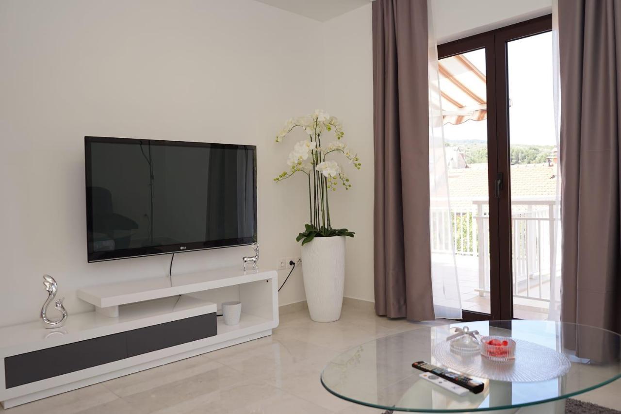 Apartman Tessa Вела-Лука Екстер'єр фото