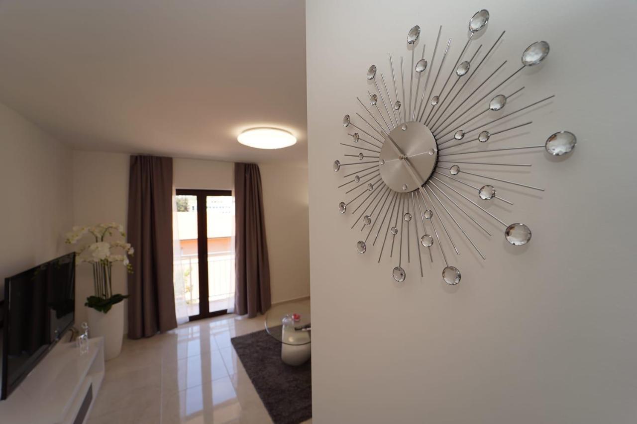Apartman Tessa Вела-Лука Екстер'єр фото
