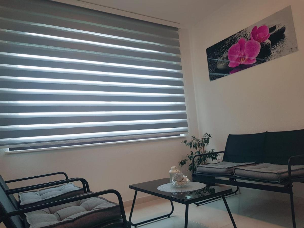 Apartman Tessa Вела-Лука Екстер'єр фото