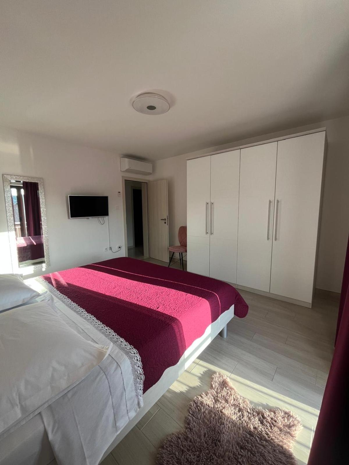 Apartman Tessa Вела-Лука Екстер'єр фото